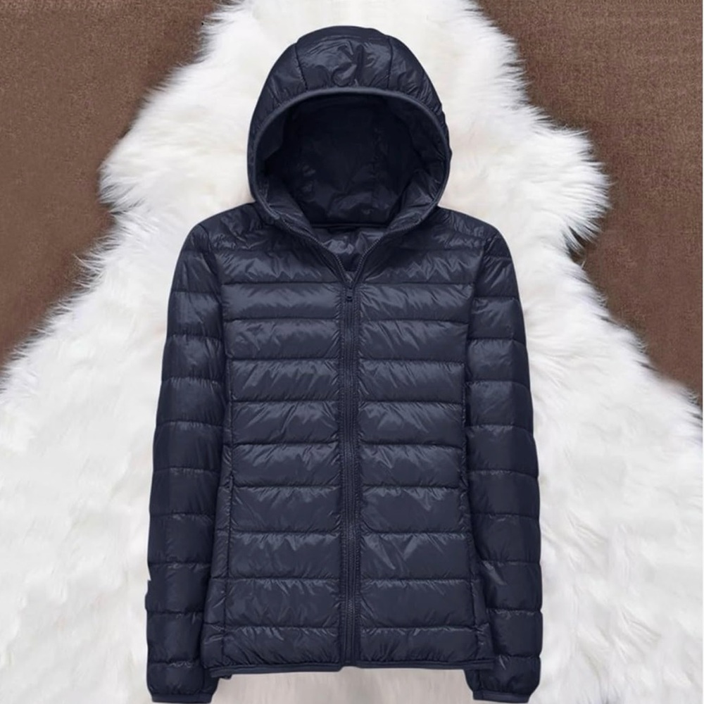 Women's Ultra Light Weight Packable Down Jacket with Removable Hoodie